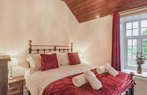 Groudd Hall - Photo 21