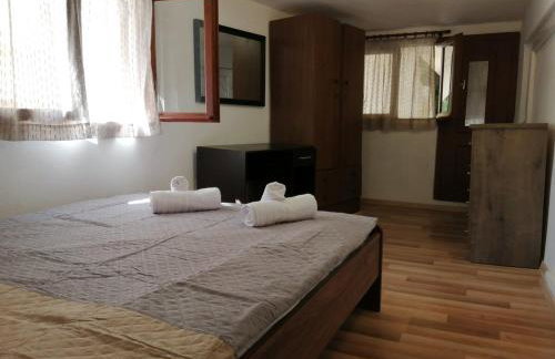 Eleni's Traditional Home with Barbeque - Foto 25