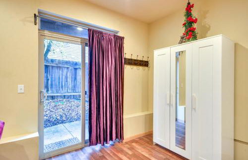 Inviting Studio with Patio, 15 Mi to Portland! - Foto 20