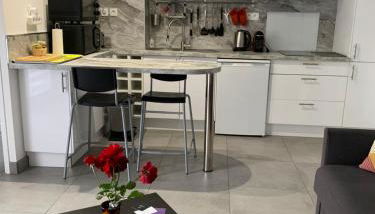 Beau Studio climatisé, parking privé Sanary centre - Foto 4