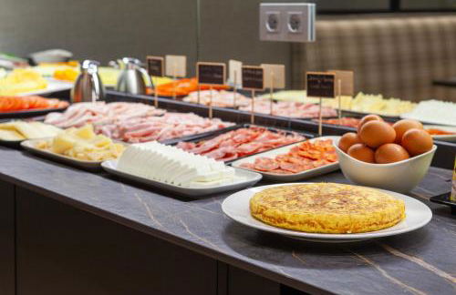 THE APARTMENT by assethoteles - Photo 45