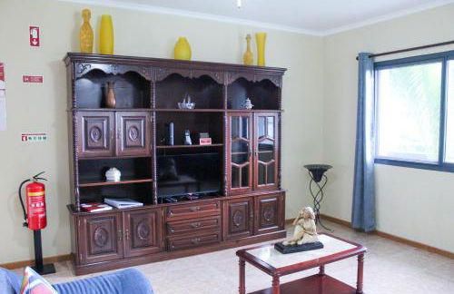 Waterfall House - Photo 9