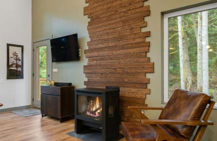 Peaceful Treehouse-Style Stay with Sauna Fire Pit Forest Views Near the Coast The Treehouse by AvantStay - Foto 14