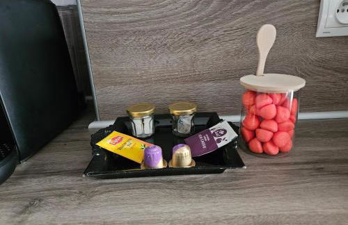 Idéal long séjour, Souvenirs de Provence,T2 classé, vue sur les montagnes, toutes commodités! - Foto 12