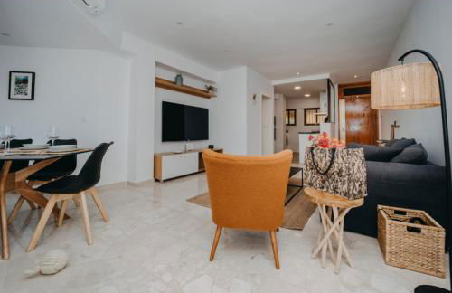 PISO EN LA PLAYA CON PISCINA - Photo 9