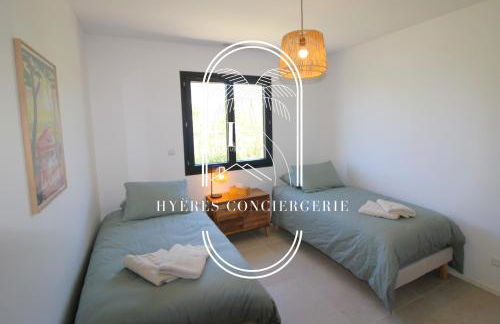 Villa moderne Giens proche plage piscine climatisation Wifi By HC - Foto 36