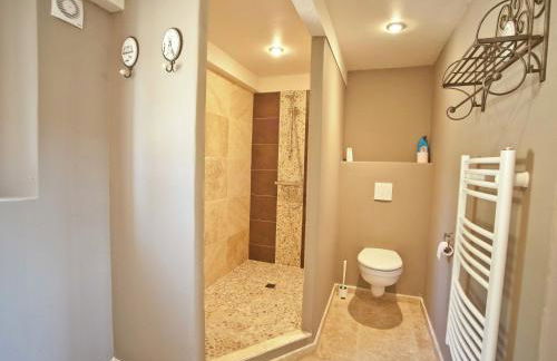 Villa in Provence With Infinity Pool - Foto 50