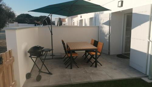 L'AMIRAL Maison avec piscine/parking/wifi/plages 5kms - Foto 2