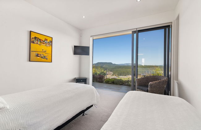 Tihi Retreat - Photo 7