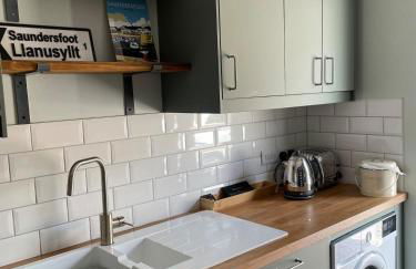 Your Saundersfoot getaway - relax explore and make memories at Berts Bungalow - Photo 6