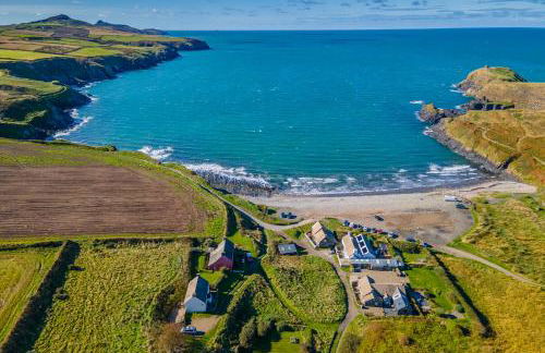 Beach Cottage - Photo 27