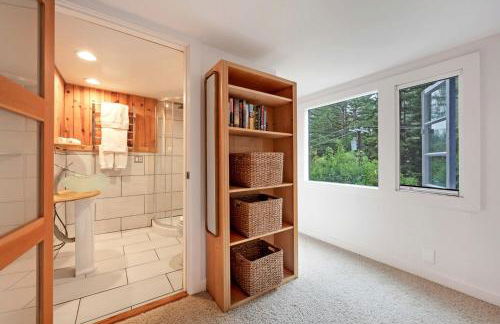 Gorgeous Garden-Level Guest Suite for a Comfortable Getaway Surrounded by Nature in Rio Nido, California - Foto 14