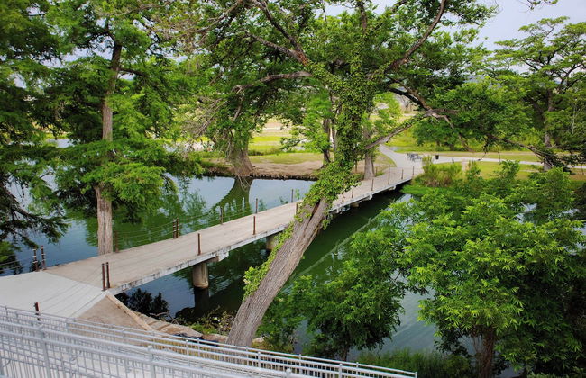 Mariposa Buckeye Retreat for 2 - Foto 8