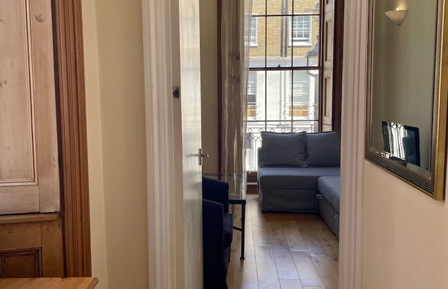 Baker Street Apartments - Photo 16