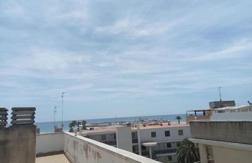 Bonito apartamento a 2 minutos de la playa con vistas al mar - Foto 24