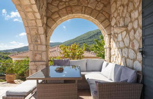 Armos Stone Villa - Private Pool & Sea Views, by ZanteWize - Foto 45