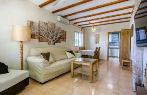 Bungalow adaptado, terraza muy grande y soleada. - Foto 2