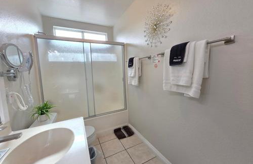 Newly Listed Family Friendly Fontana House - Photo 66