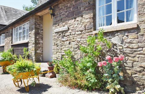 3 Bed in Abergavenny oc-90233 - Photo 2