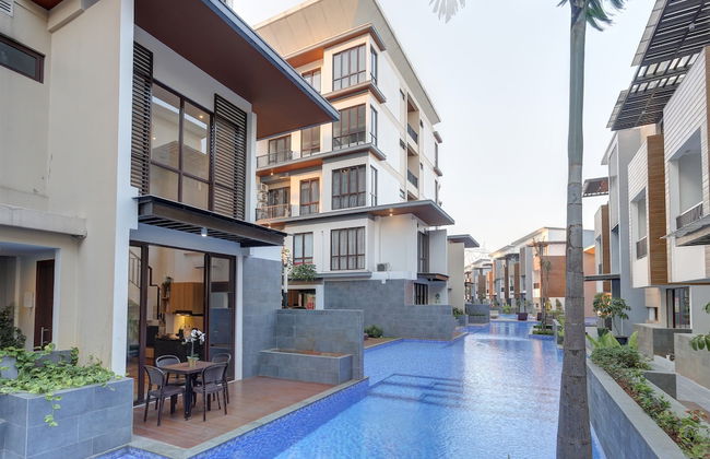 Comfort And Modern 2Br At Asatti Apartment - Foto 13