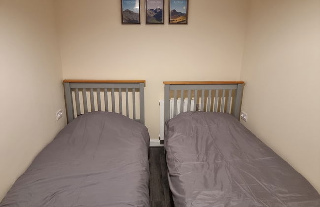 Impeccable Beachfront 2-bed Cottage in St Bees - Photo 3