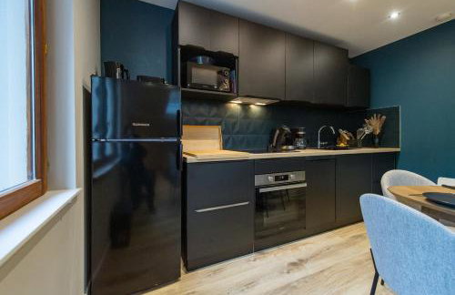 Legendary ski & cycling 4 to 6 guest getaway - Photo 14