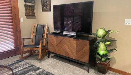 Penthouse Mountain Haven with Community Spa Room - Foto 2