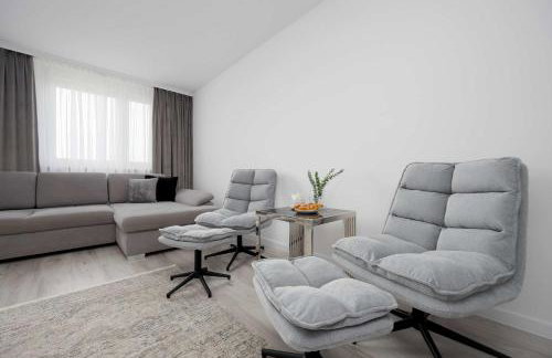 Elegant Apartment Żoliborz next to Metro and Westfield Arkadia by Noclegi Renters - Foto 1