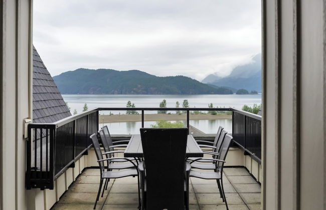 Breathtaking Bliss 2BR Penthouse - Photo 43