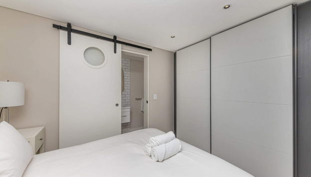 Stylish Minimalist Studio in Central Cape Town - Foto 4, Habitación