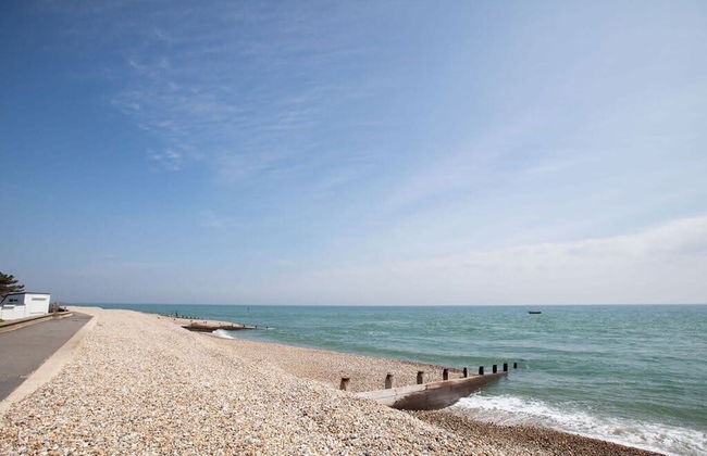 Bright Modern Selsey Seafront Home - Foto 26