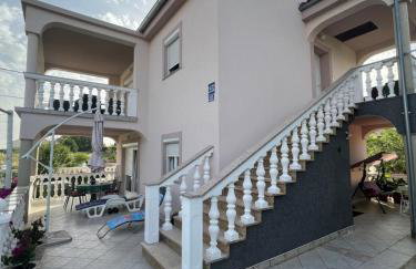 Apartmani Mirela - Foto 3