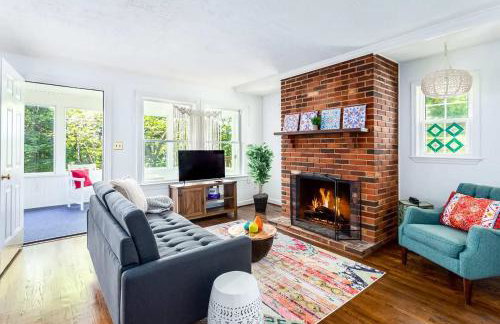 Shenandoah mountain cottage w hot tub & fire pit - Foto 7