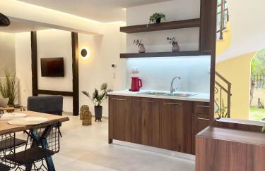 Hermes Luxury Apartment - Photo 8