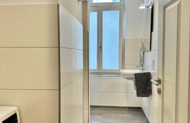 Modernes City-Apartment mit Blick in den Park und 2 Bäder H9 - Photo 11