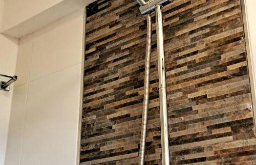 Hideaway Apartment nr. Zipworld - Photo 12