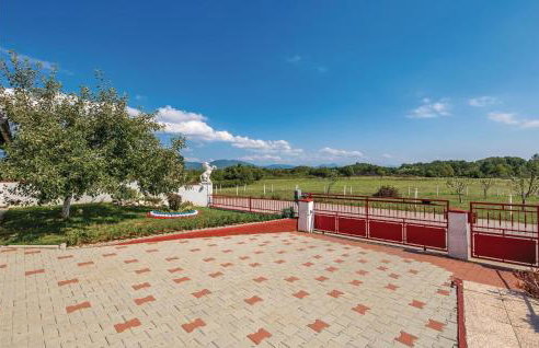 Stunning Home In Gospic With Sauna - Foto 25