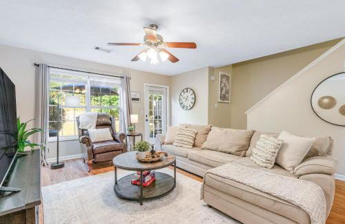 Seasonal Pool Access and Patio Auburn Getaway! - Foto 4