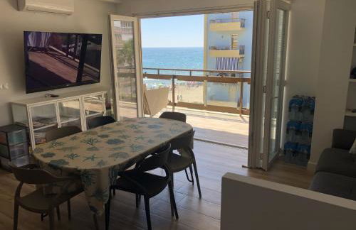 Modern Apartment Frontline Beach - Foto 3