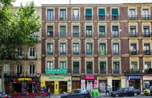 Stunning Stylish 4BD 3BTH - City Center-Atocha - Photo 45