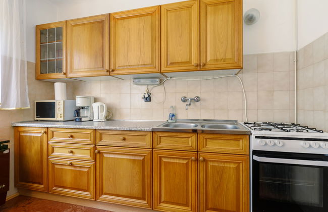 6 bedroom House in Balatonfenyves with garden and terrace - Photo 6