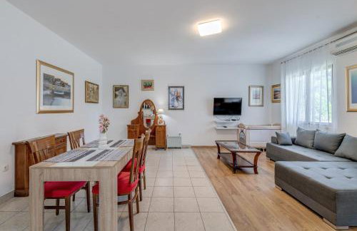 Meje seafront suite - Photo 12