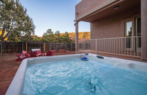 LUX Sedona Retreat - Hot tub & Game room - Foto 6