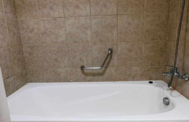 Simply 2Br (No Kitchen) At Apartment Marbella Suites Dago Pakar Bandung - Photo 18