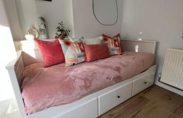 2025 Award Winner Liverpool Peach House - 4 Bedrooms - Foto 3