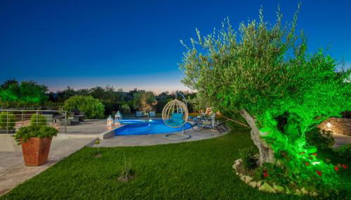 Romanza Luxury Villa - Foto 4, Garden, sunbed, Garden view