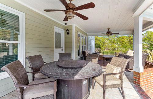 Amazing Home w/ Huge Pool, Game Tables, Movie room, and More! - Foto 43