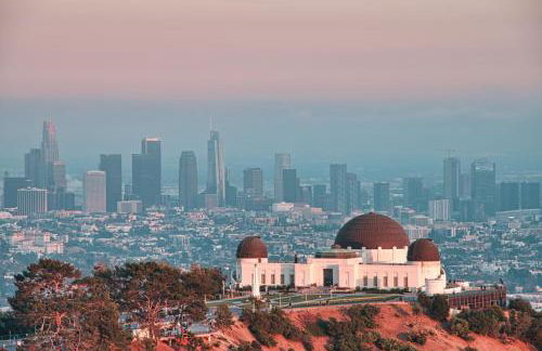 Luxurious Townhome W/3 Master Suites gated Parking - Photo 42