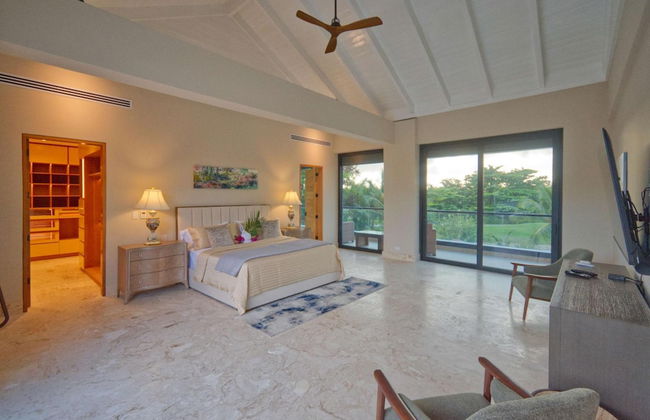 Modern Villa With Full Service Staff Close to Beach and Golf - Photo 21