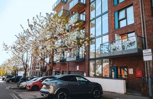 Lakeside Retreat - Spacious 1BR - Peaceful Base Near Wembley - Foto 23